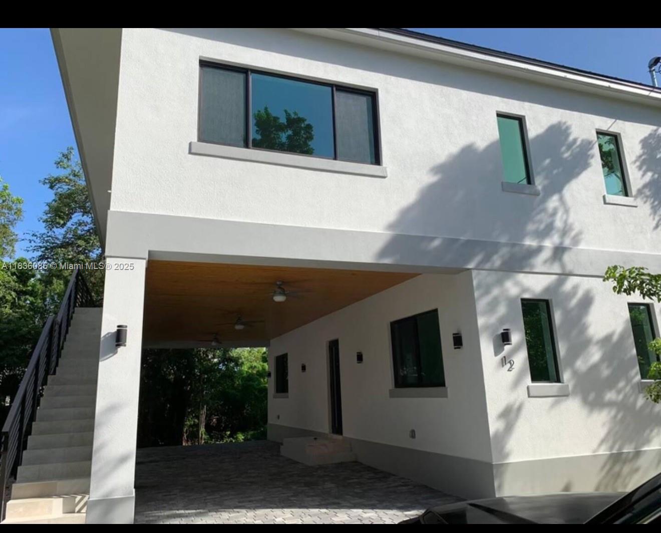 12 Coral Dr Property Photo 1