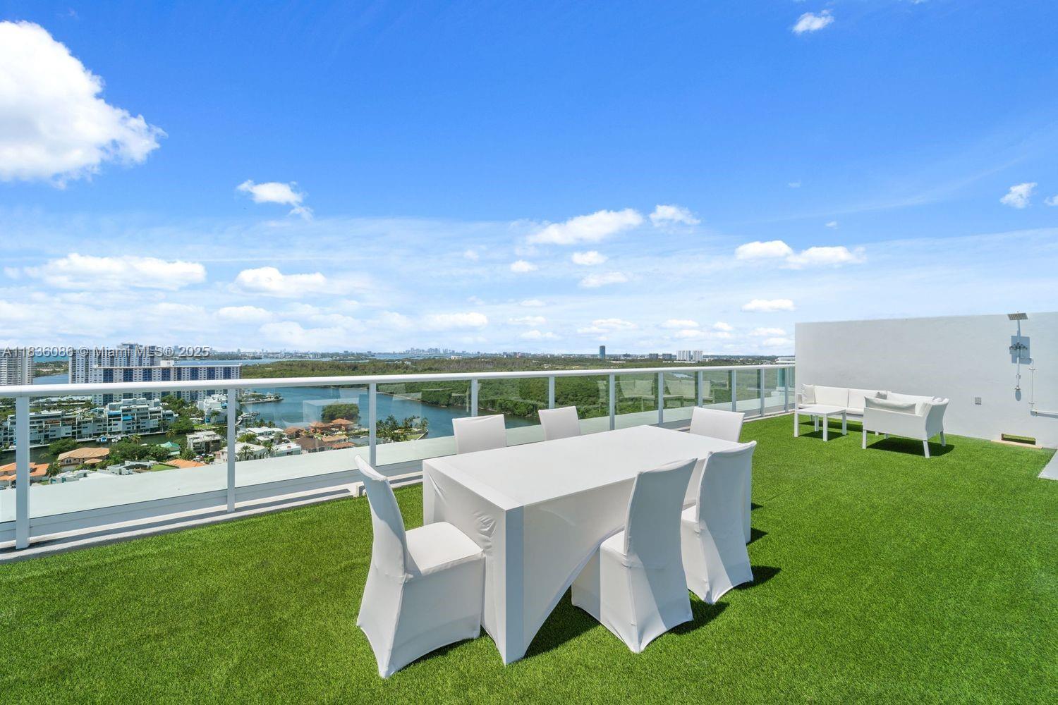 400 Sunny Isles Blvd 2008 Property Photo 29