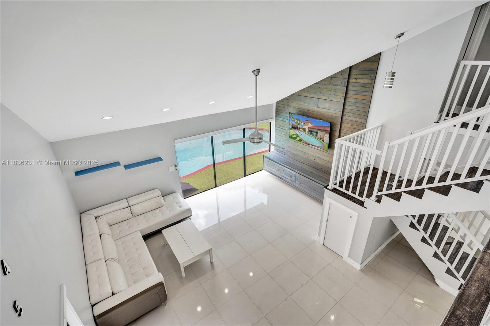 1000 Ne 204 Ln D Property Photo 13