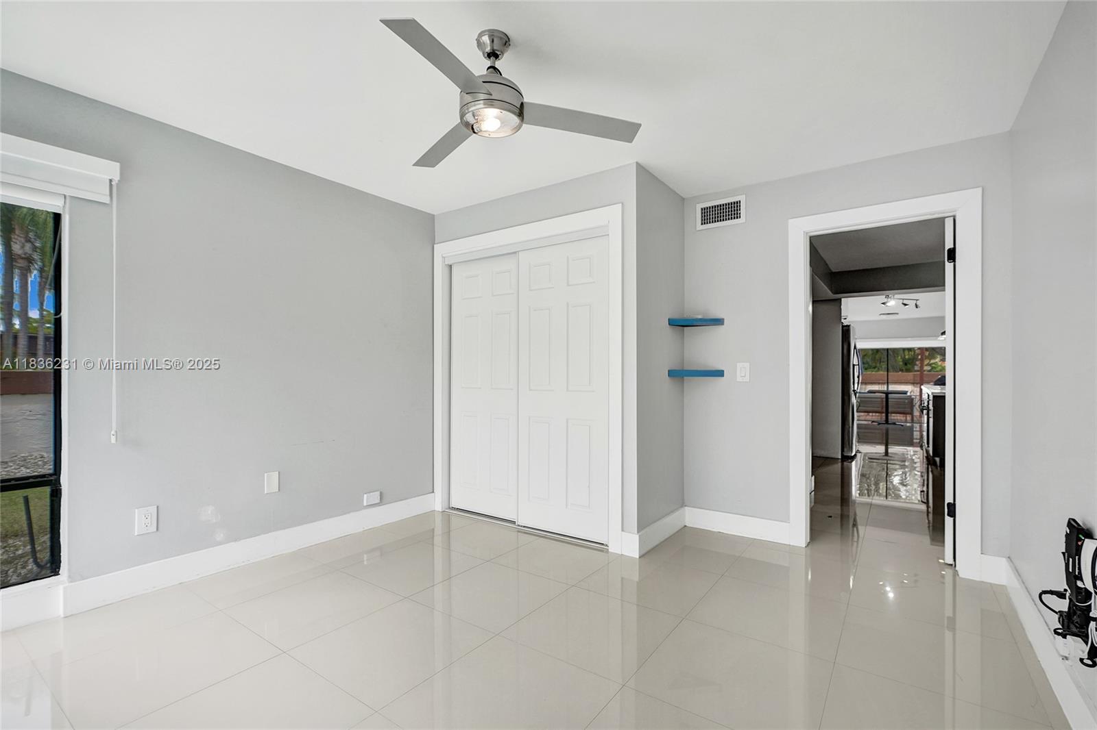 1000 Ne 204 Ln D Property Photo 20