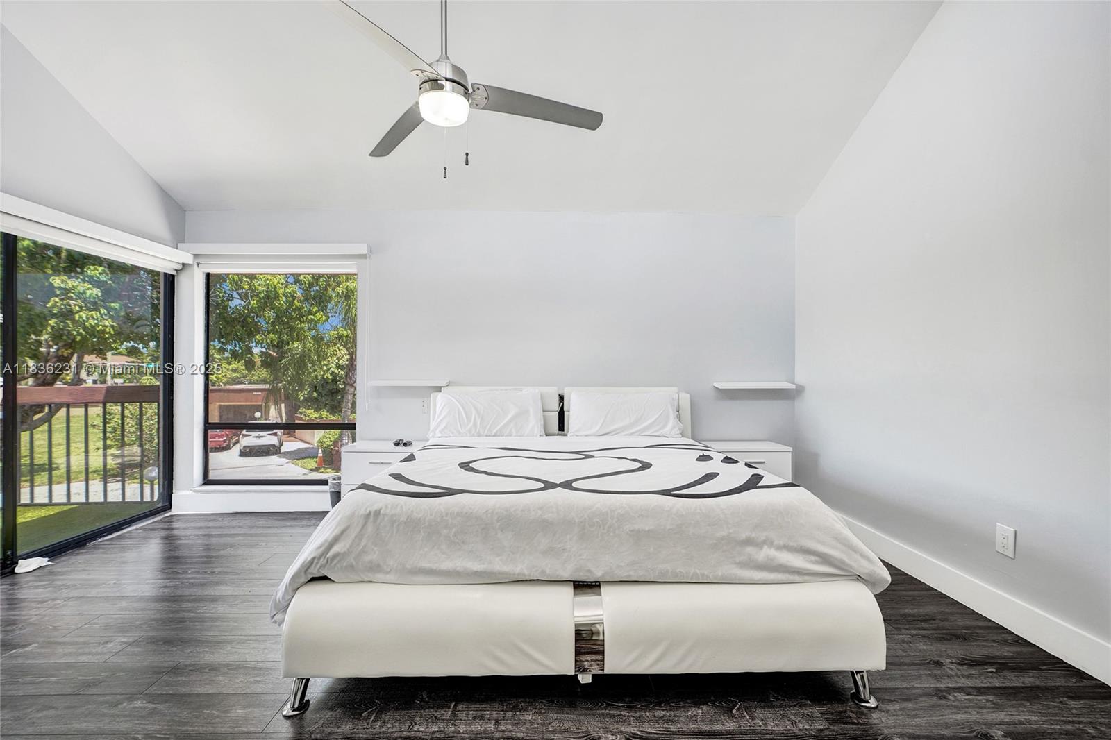 1000 Ne 204 Ln D Property Photo 40