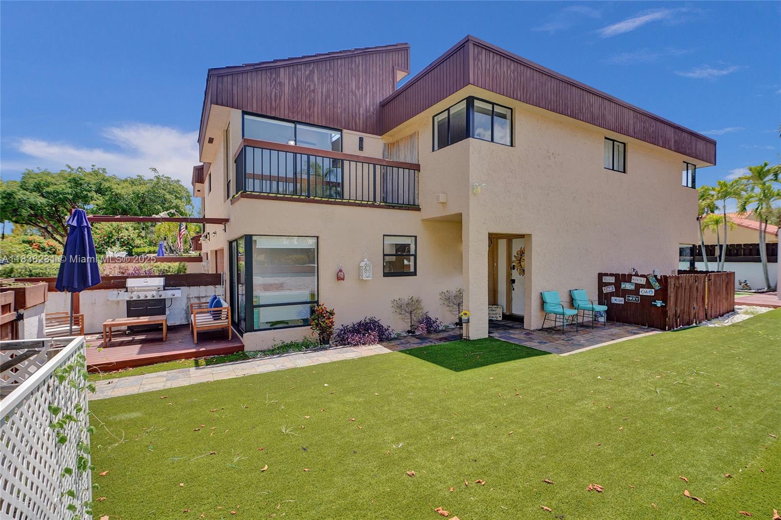 1000 Ne 204 Ln D Property Photo 47