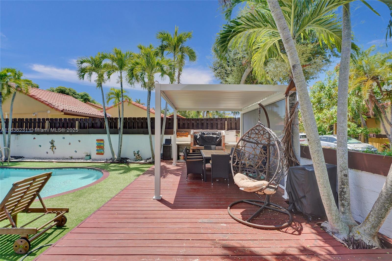 1000 Ne 204 Ln D Property Photo 50