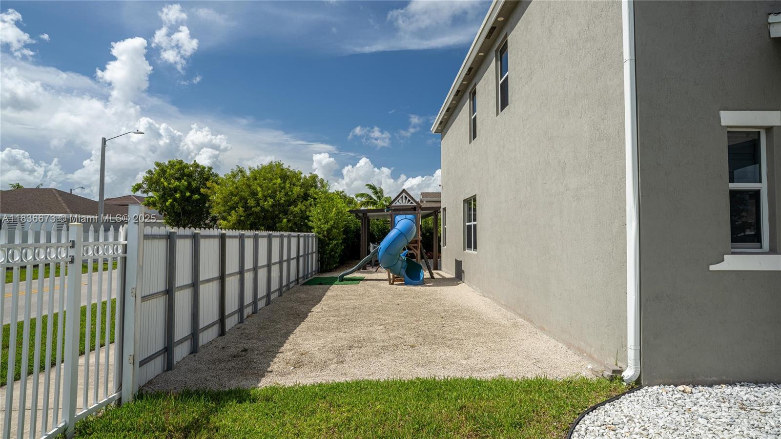 13321 Sw 274th Ter Property Photo 5