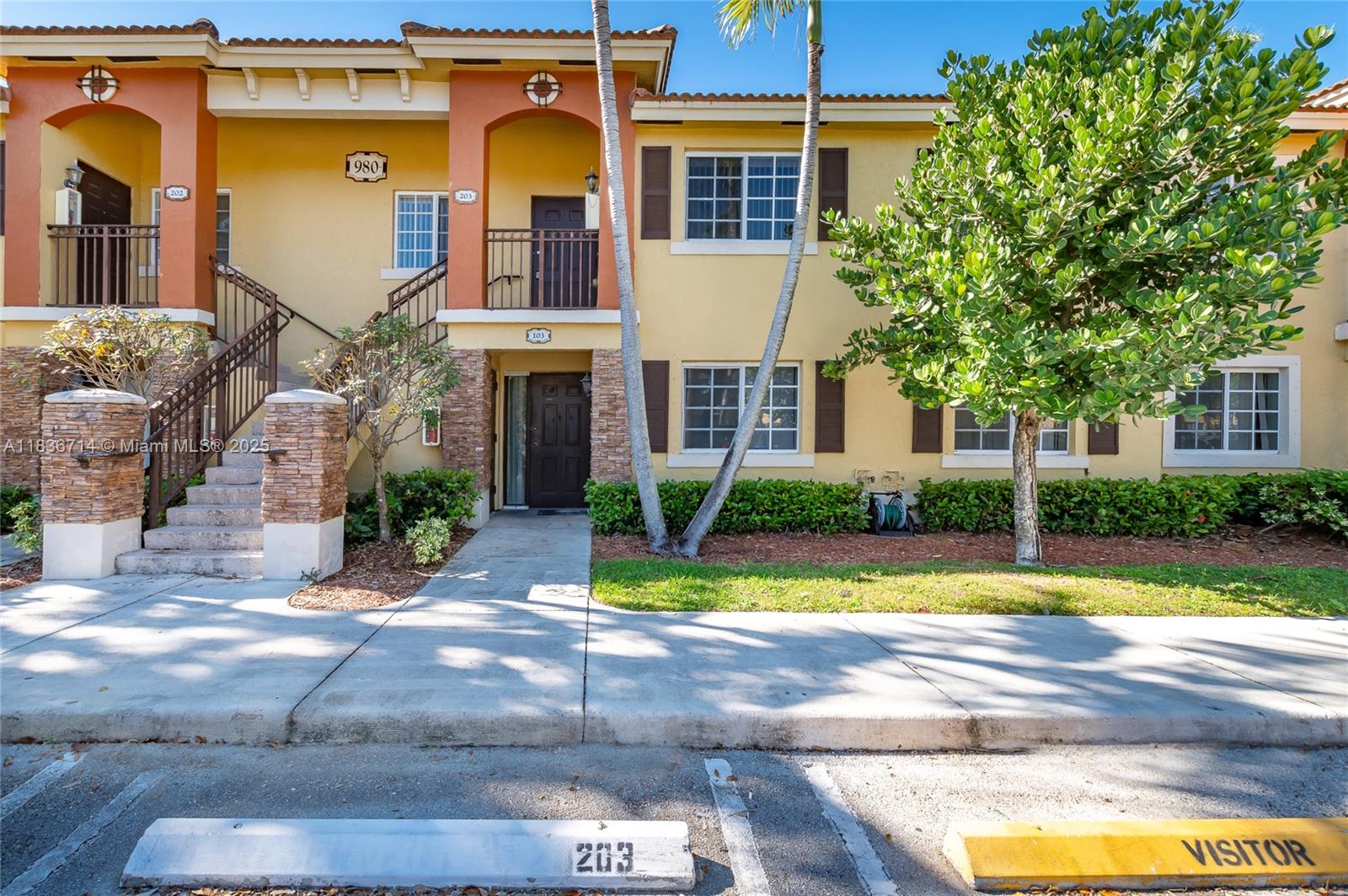 980 Ne 33rd Ter 101 Property Photo 1