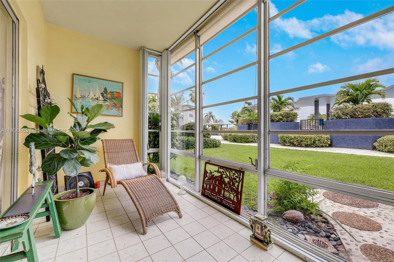 877 Ne 195th St 119 Property Photo 21