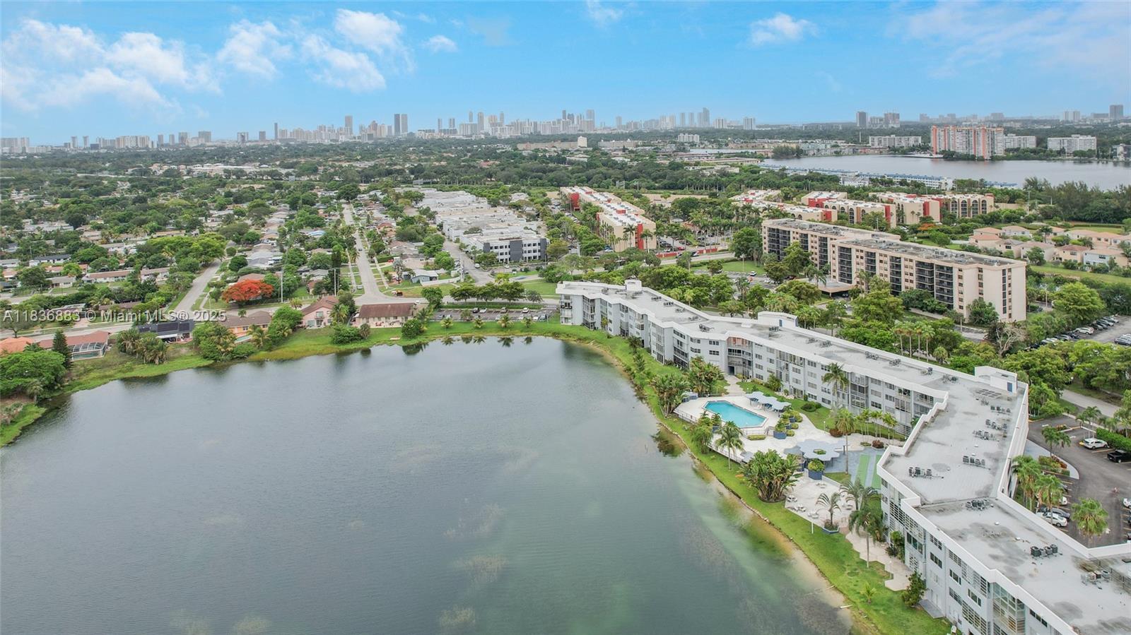 877 Ne 195th St 119 Property Photo 24