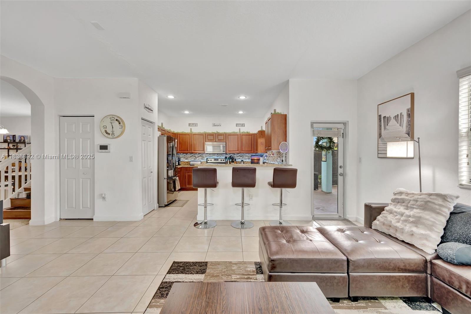 216 Ne 36th Ter Property Photo 20