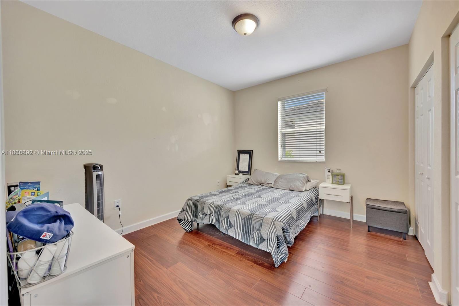 216 Ne 36th Ter Property Photo 40