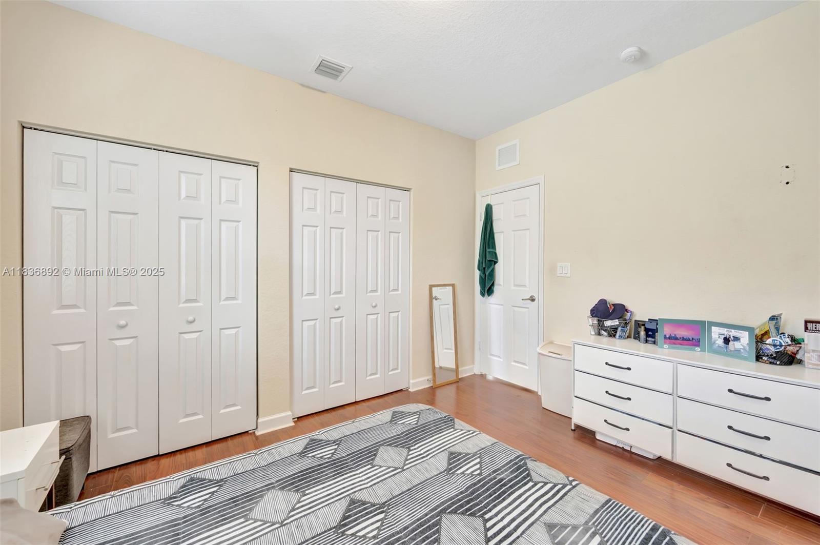 216 Ne 36th Ter Property Photo 42