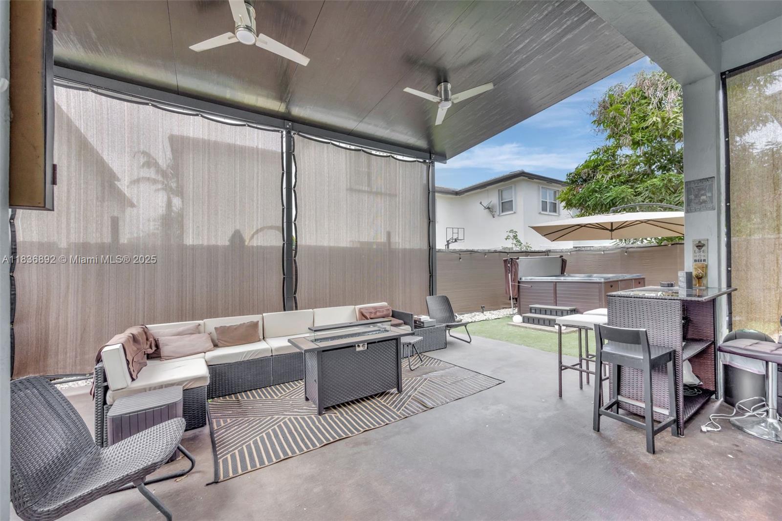 216 Ne 36th Ter Property Photo 57