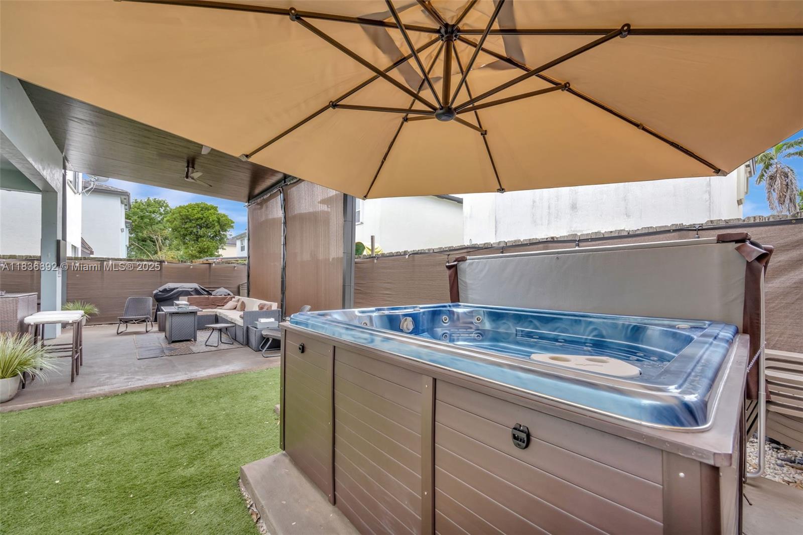 216 Ne 36th Ter Property Photo 63