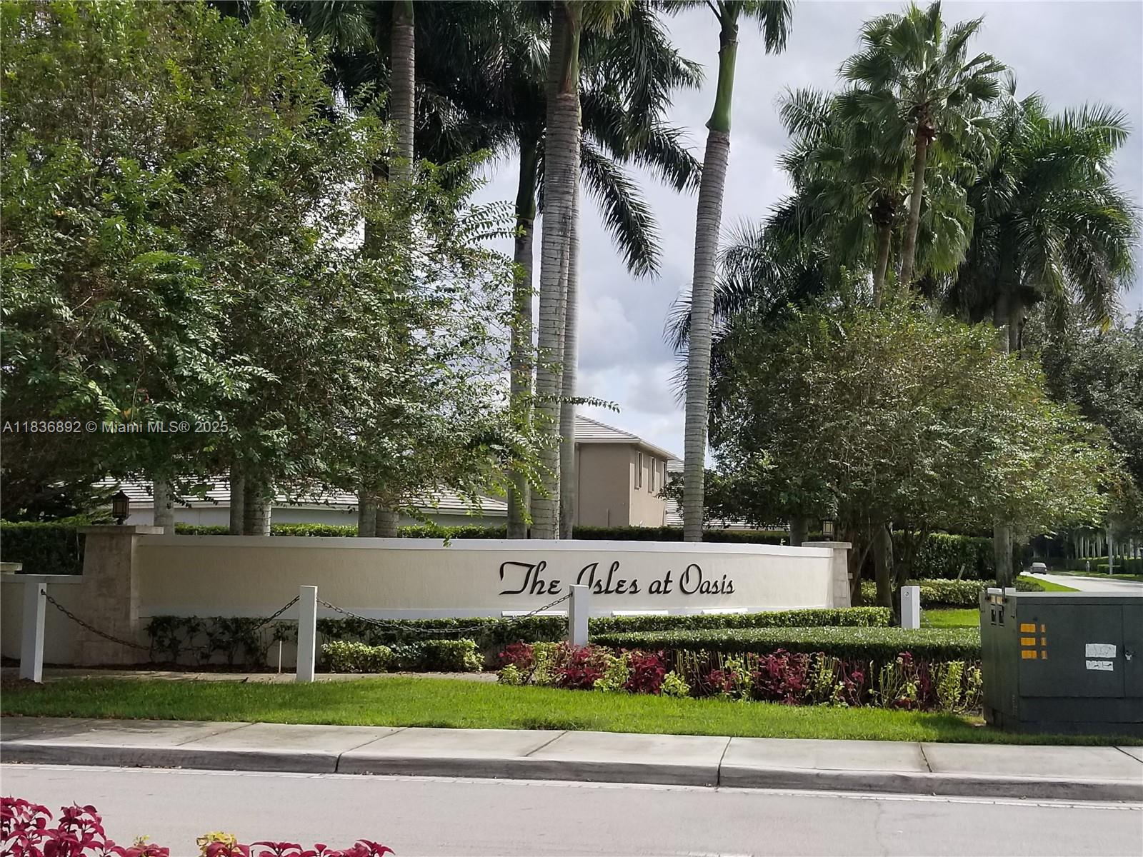 216 Ne 36th Ter Property Photo 85