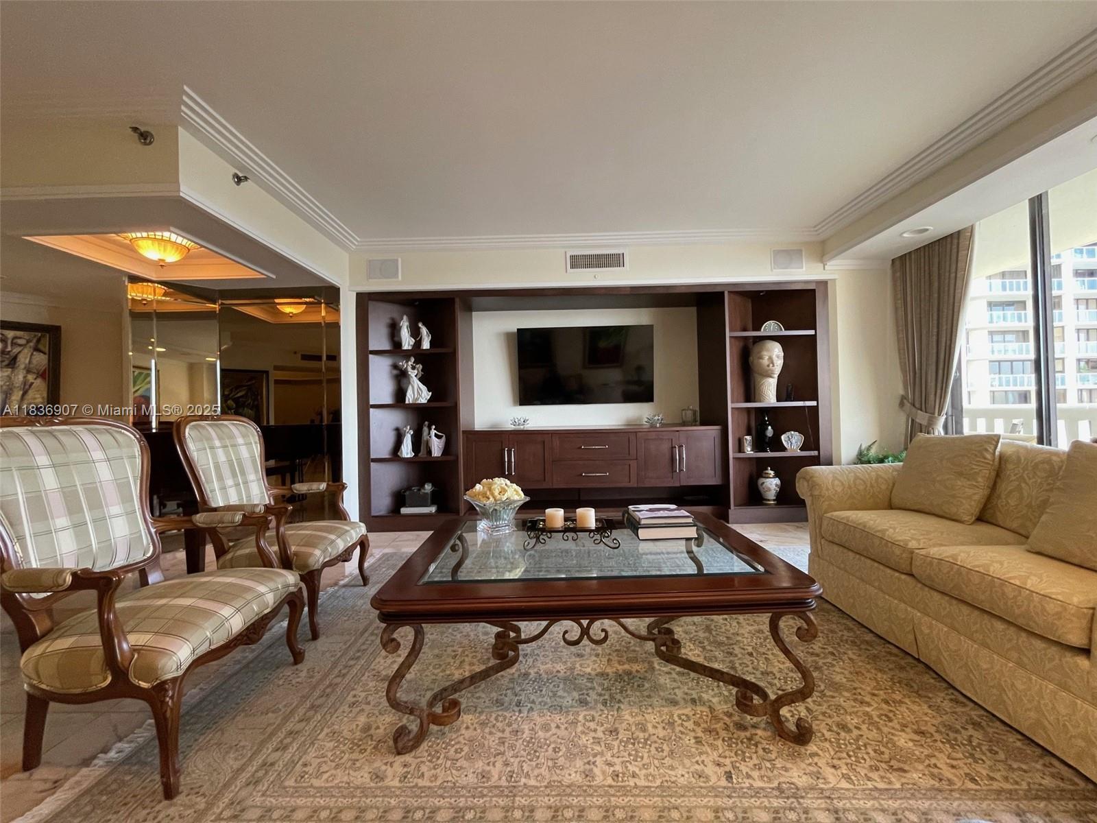 3000 Island Blvd 1103 Property Photo 7