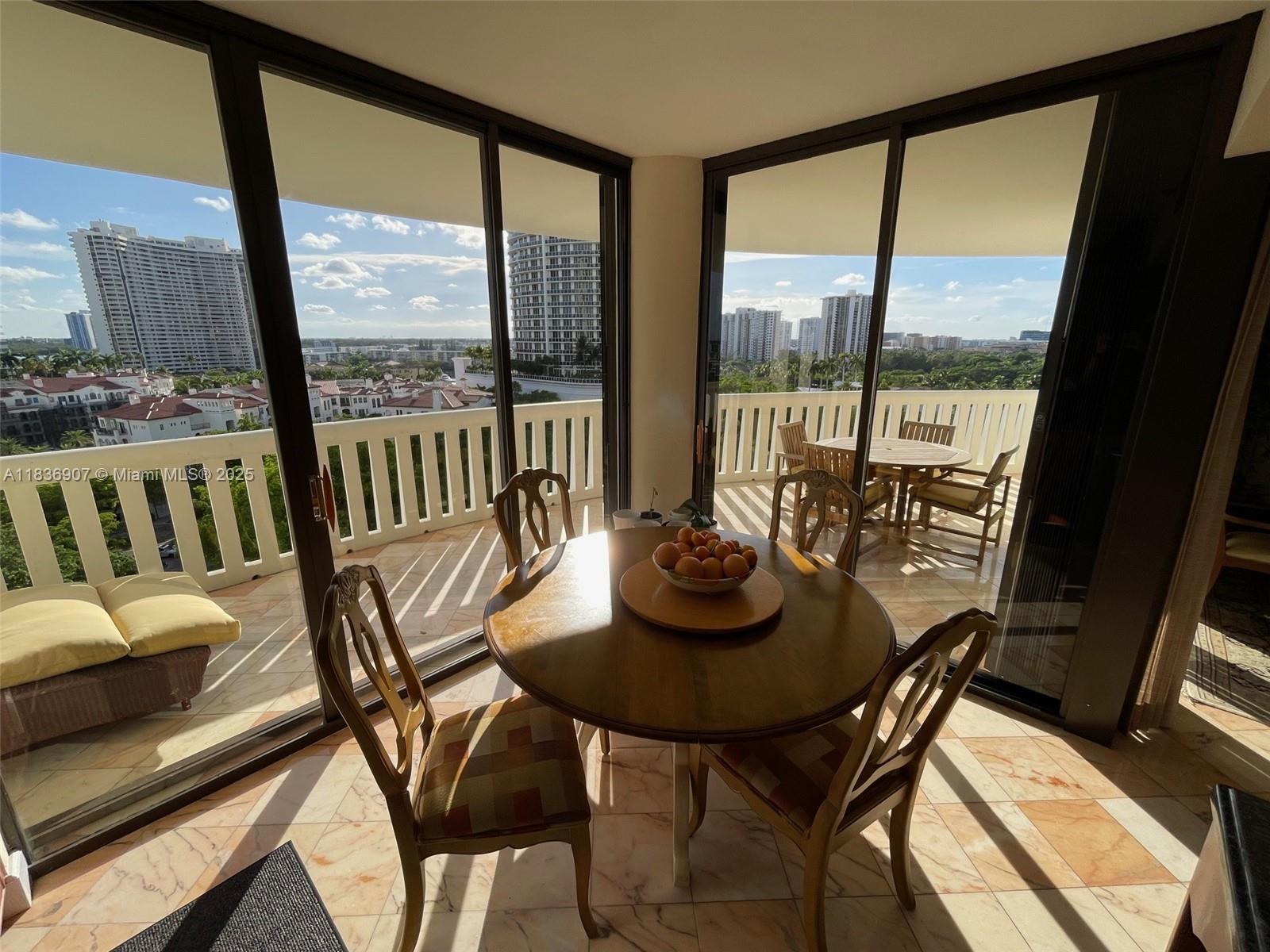 3000 Island Blvd 1103 Property Photo 31