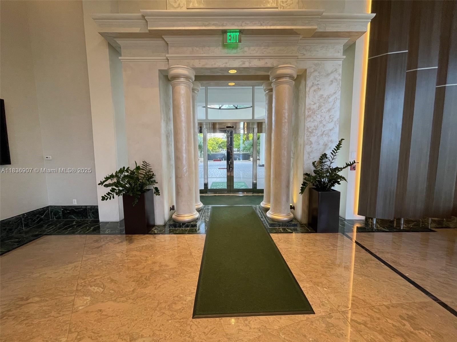 3000 Island Blvd 1103 Property Photo 43