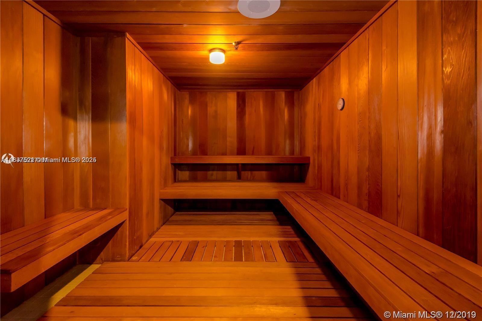 20191 E Country Club Dr 2206 Property Photo 41