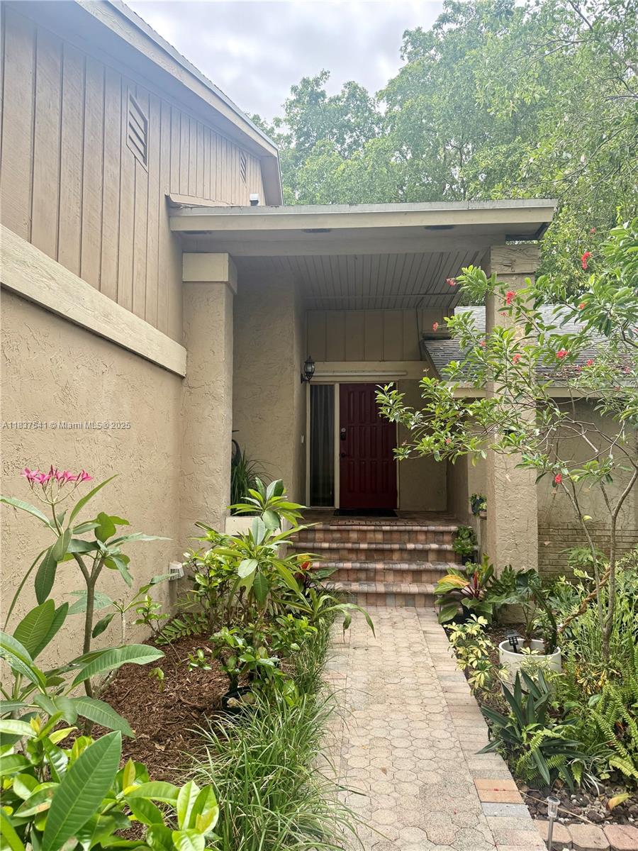 5119 Sw 153rd Pl N Property Photo 1