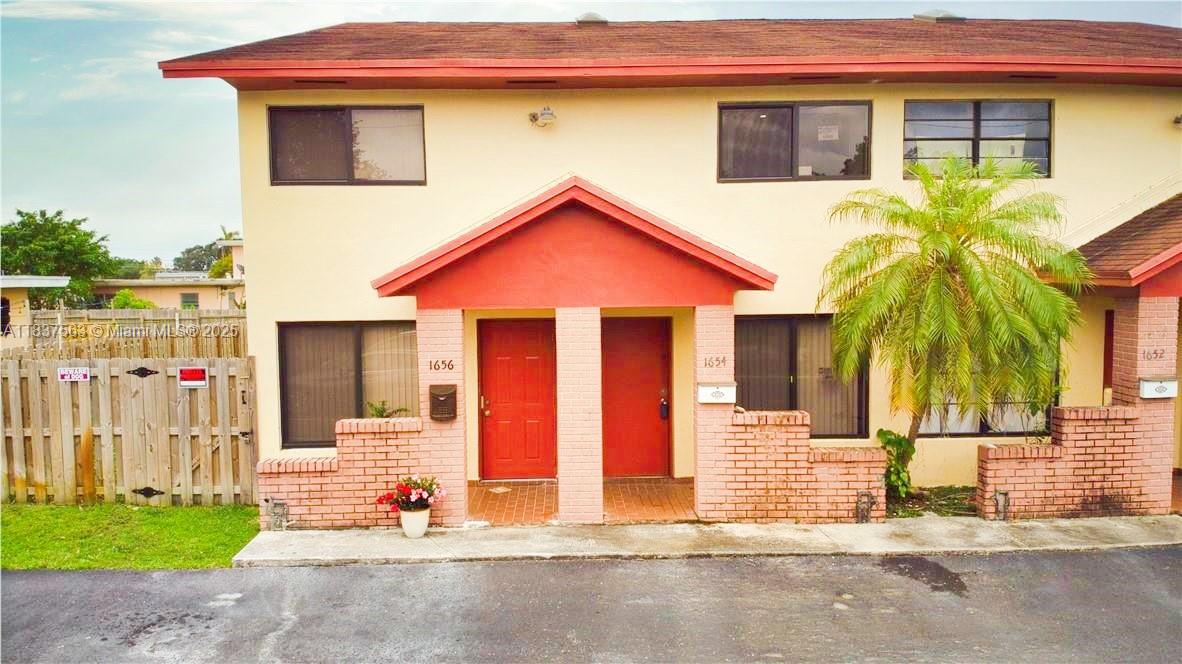 1654 Ne 151st St Property Photo 1