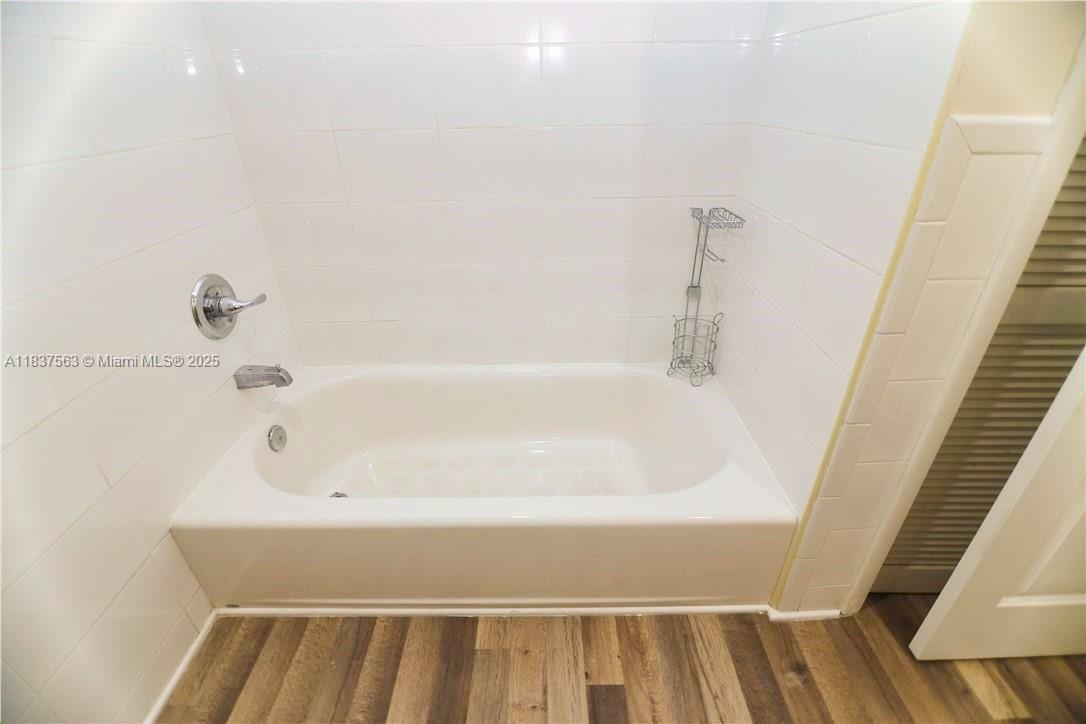 1654 Ne 151st St Property Photo 14