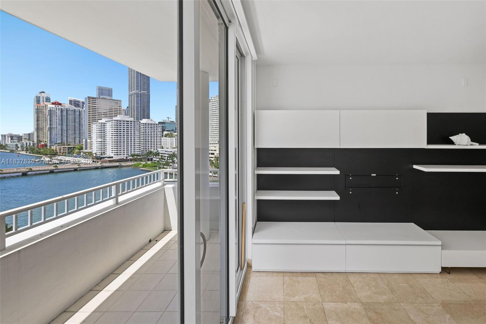 801 Brickell Key Blvd 1005 Property Photo 2