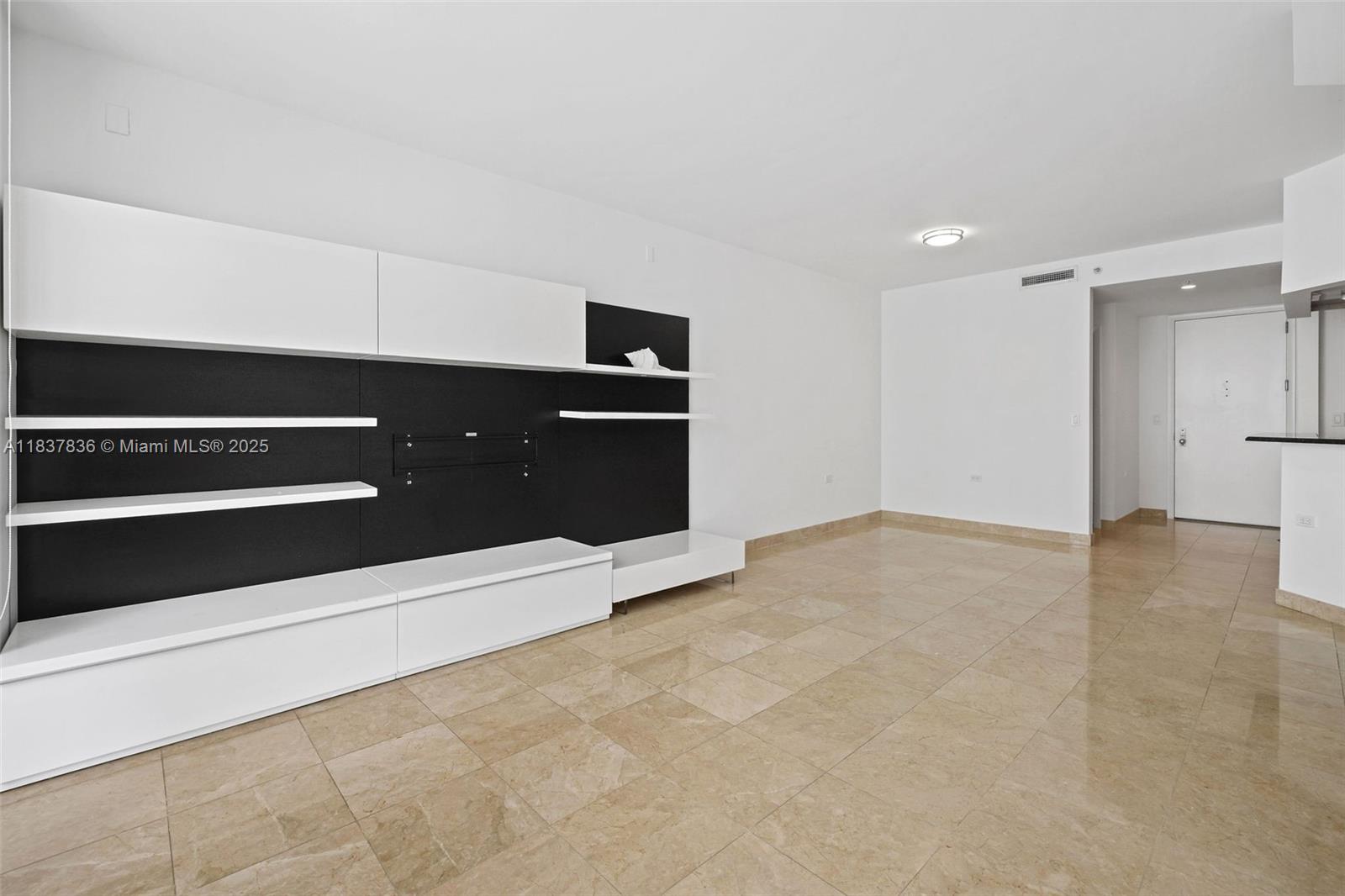 801 Brickell Key Blvd 1005 Property Photo 4