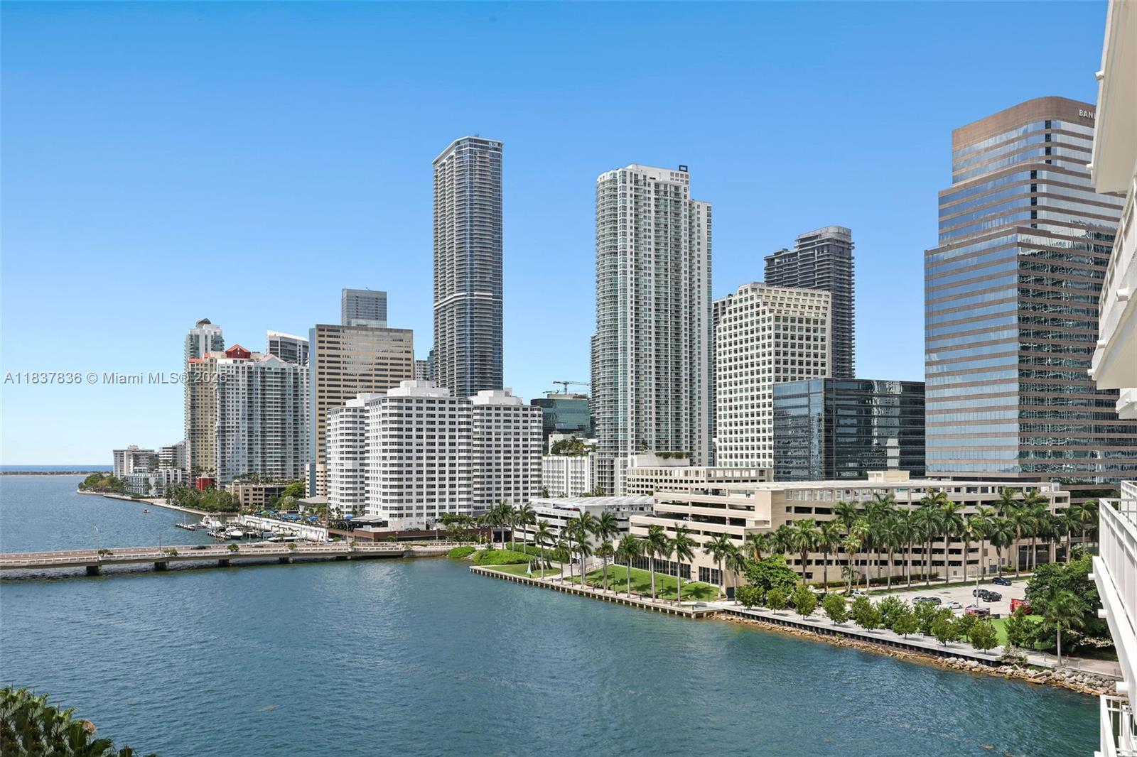 801 Brickell Key Blvd 1005 Property Photo 7