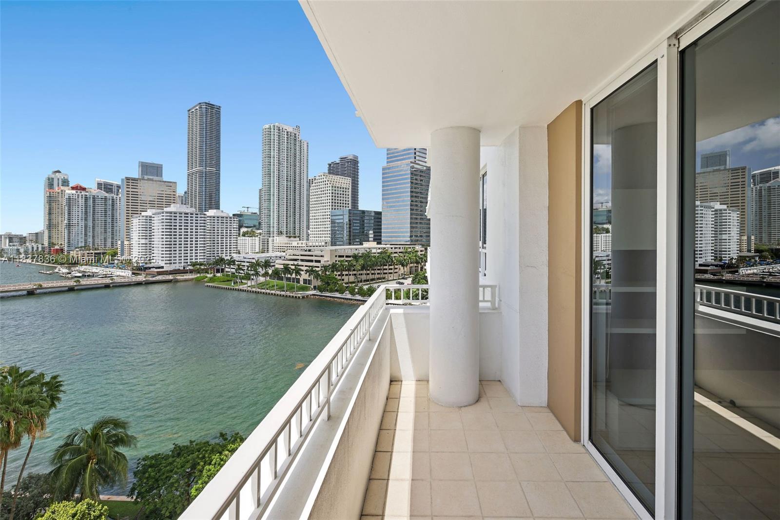 801 Brickell Key Blvd 1005 Property Photo 9