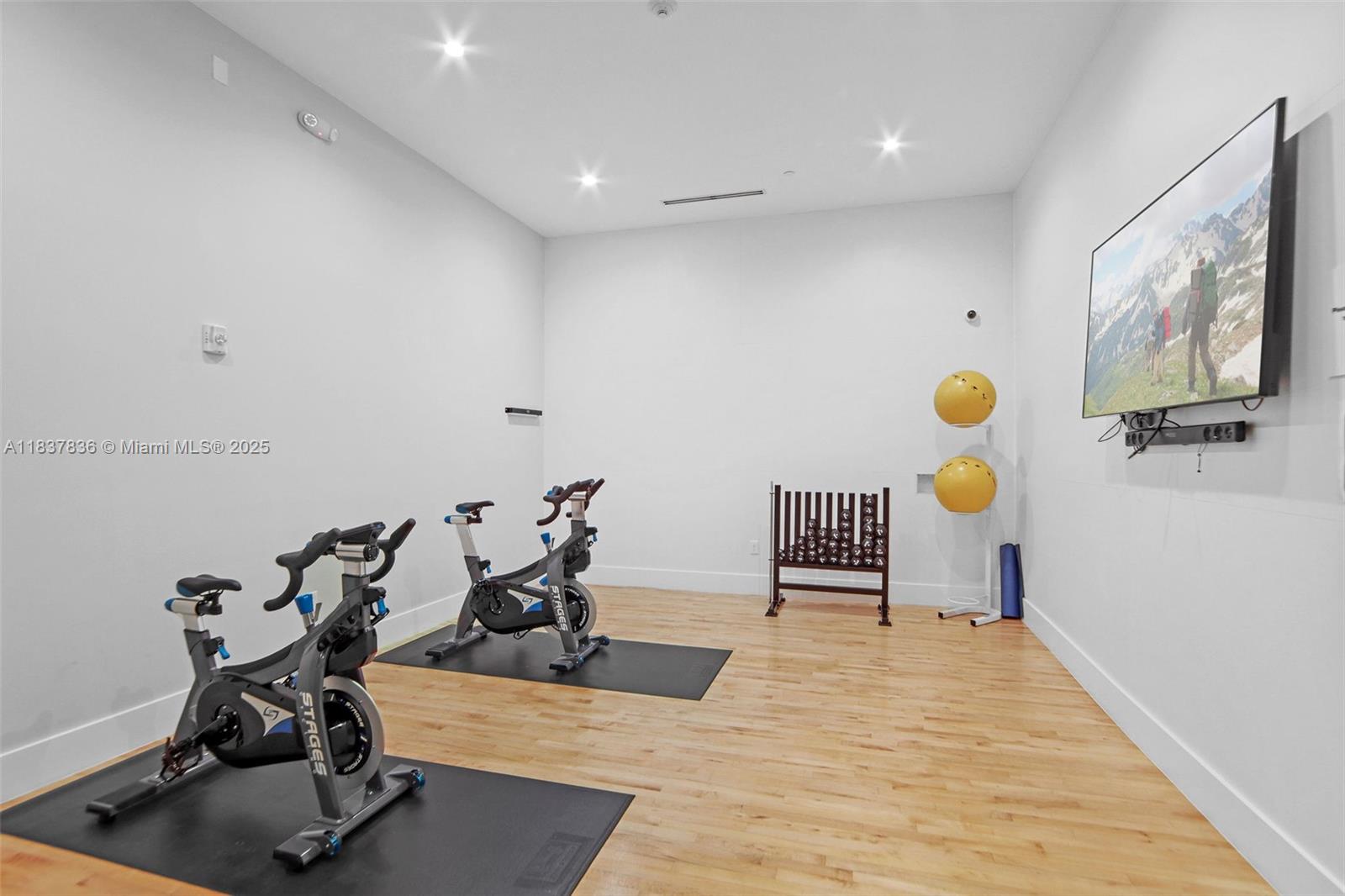 801 Brickell Key Blvd 1005 Property Photo 30