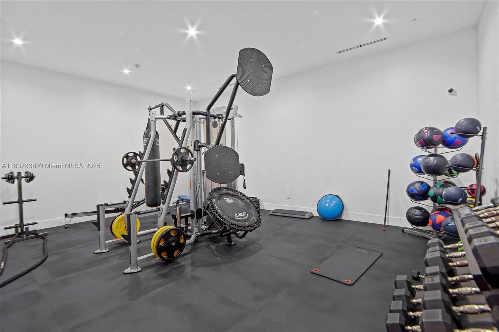 801 Brickell Key Blvd 1005 Property Photo 49