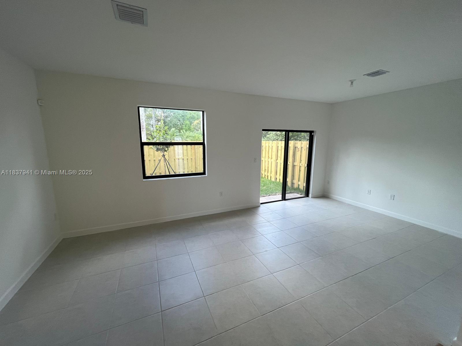 24480 Sw 119th Pl Property Photo 10