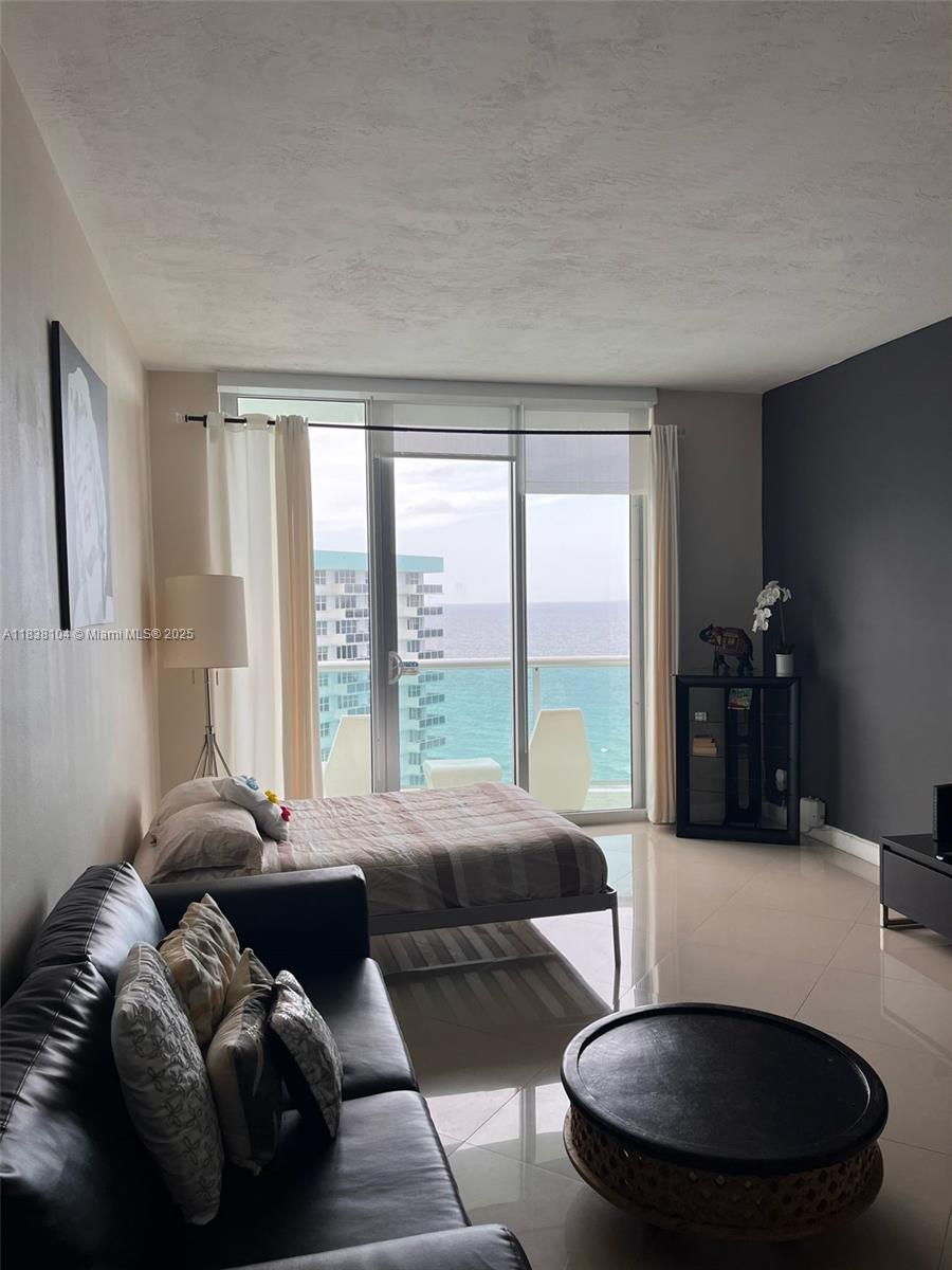 3801 S Ocean Dr PH16Y Property Photo 1