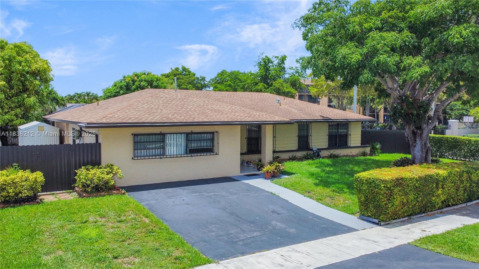 13239 Sw 85th Ter Property Photo 1