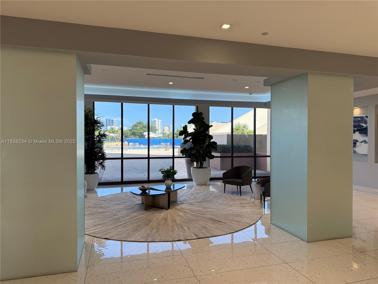 20335 W Country Club Dr 502 Property Photo 3