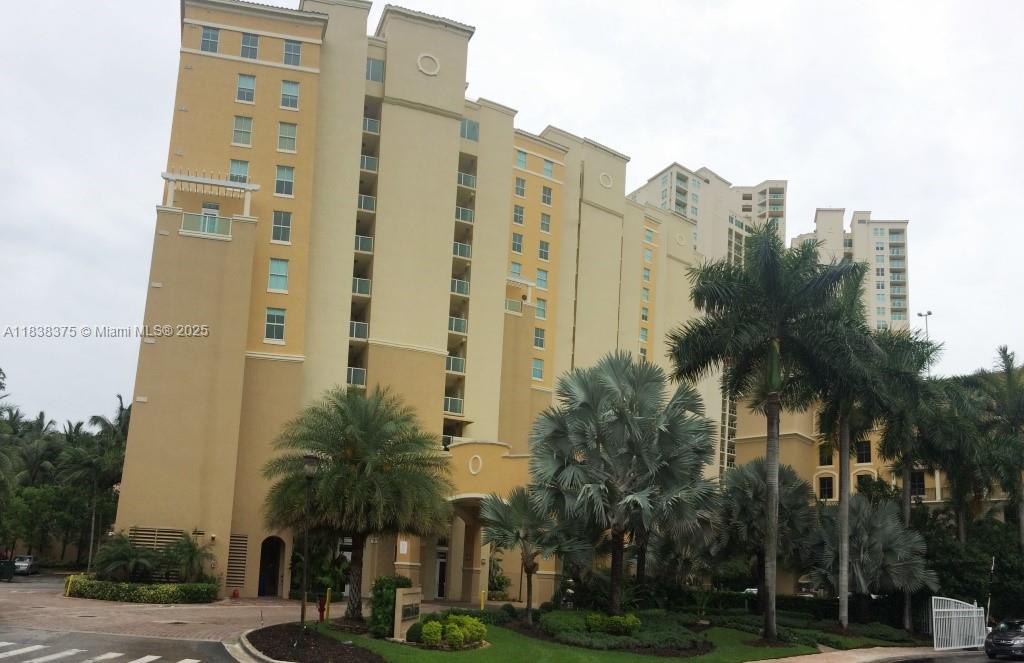 3340 Ne 190th St 109 Property Photo 7