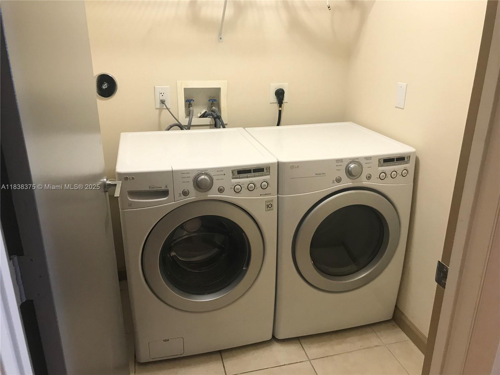 3340 Ne 190th St 109 Property Photo 14