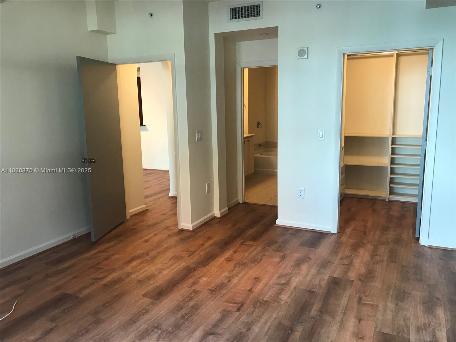 3340 Ne 190th St 109 Property Photo 15