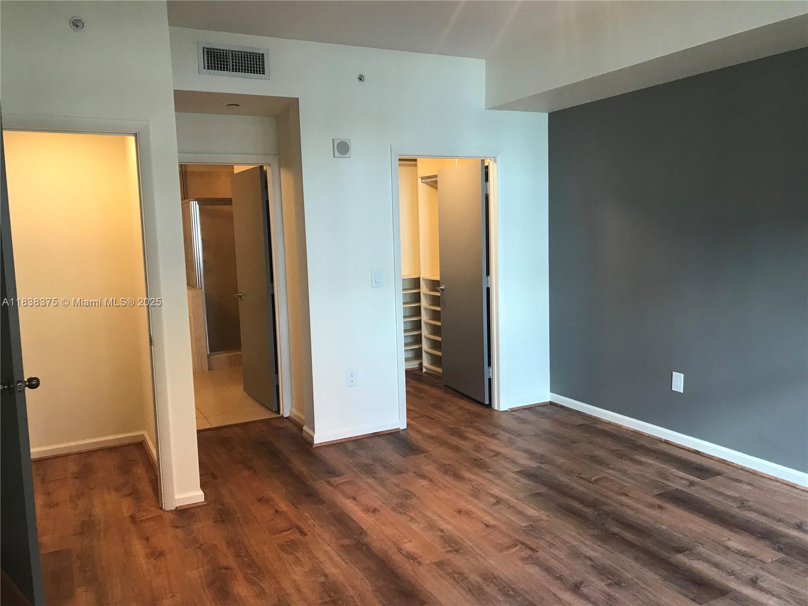 3340 Ne 190th St 109 Property Photo 16