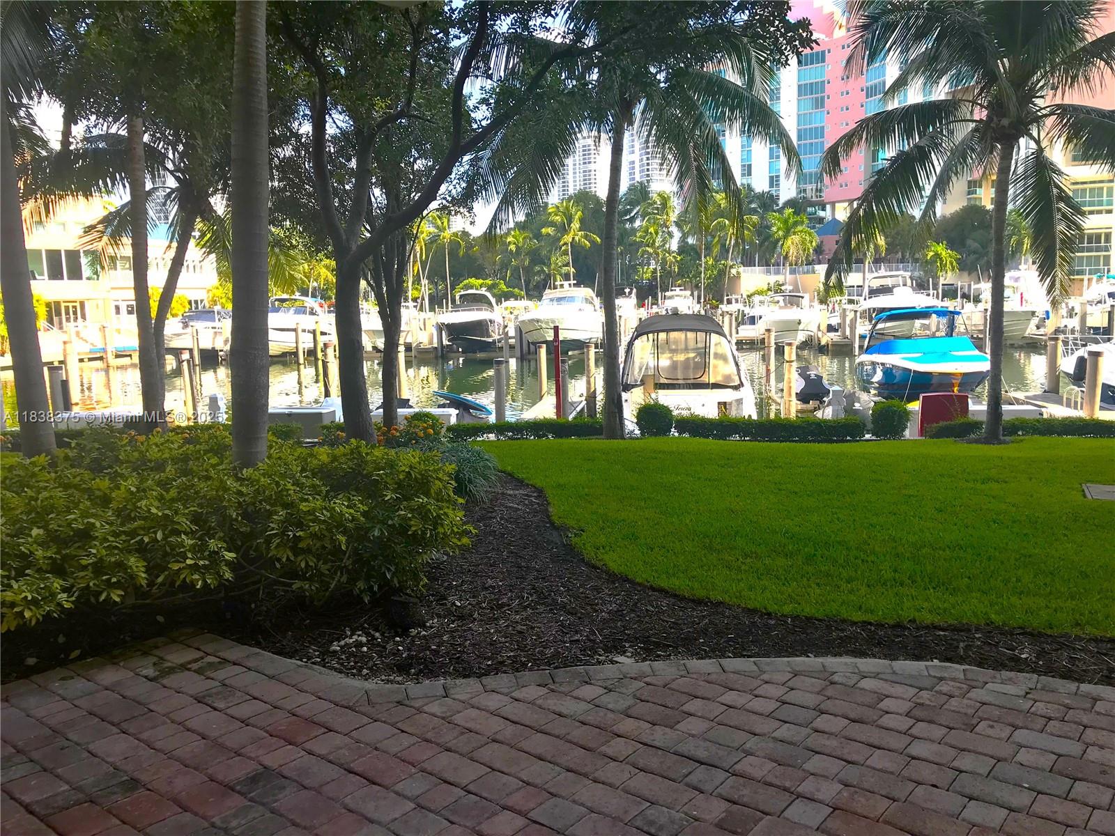 3340 Ne 190th St 109 Property Photo 24