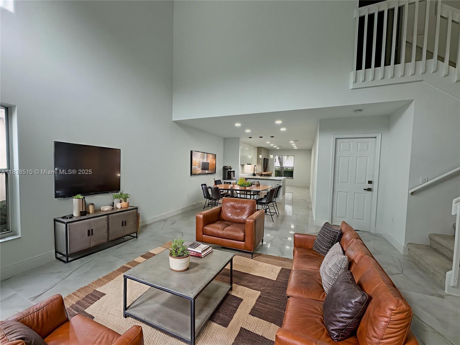 1470 Sweetbay Way Property Photo 1