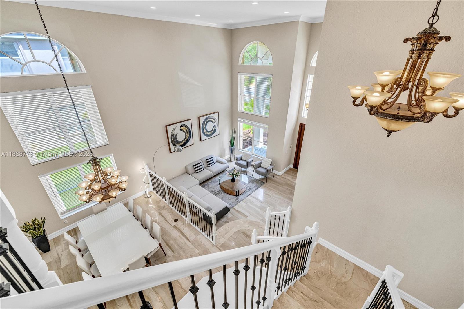 19480 Sw 39th Ct Property Photo 16