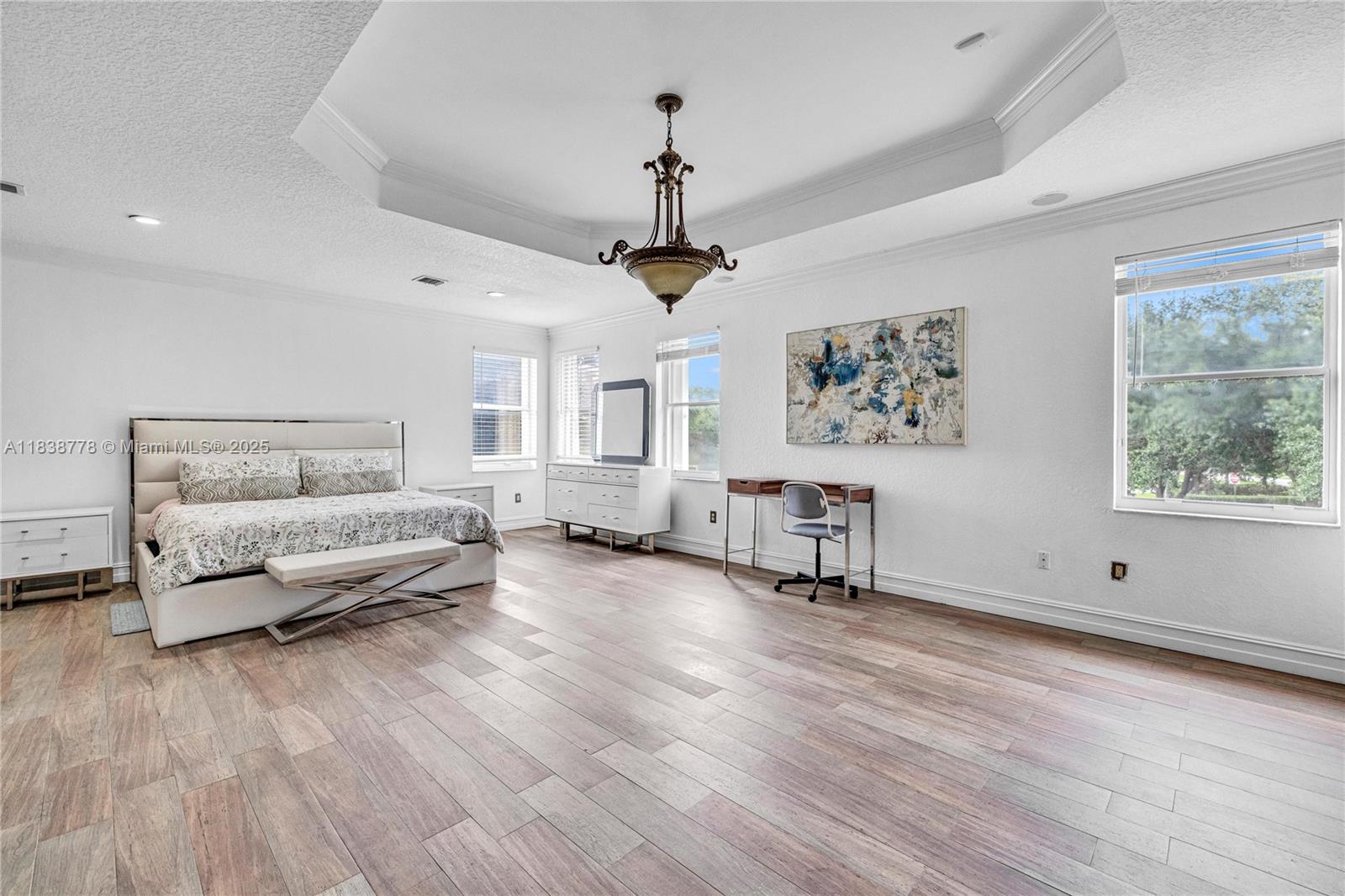 19480 Sw 39th Ct Property Photo 18