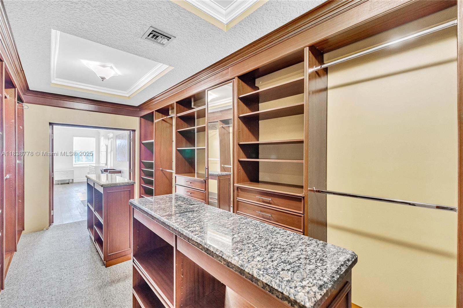 19480 Sw 39th Ct Property Photo 20