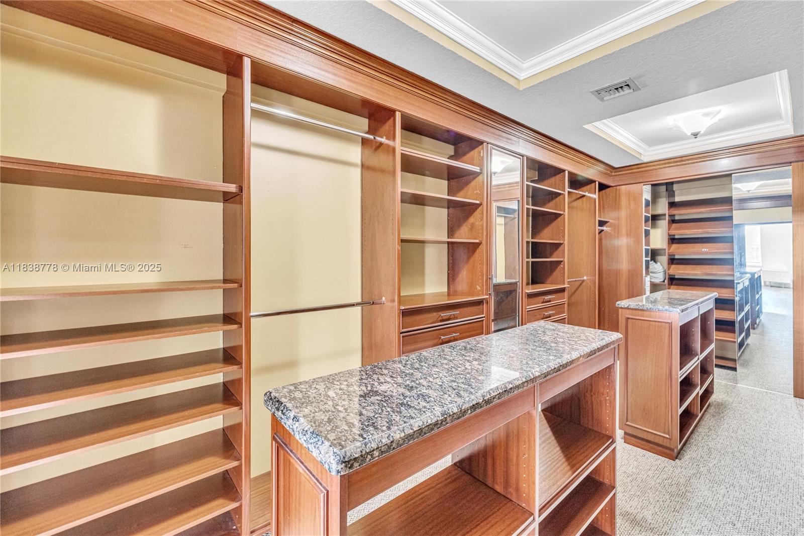 19480 Sw 39th Ct Property Photo 21