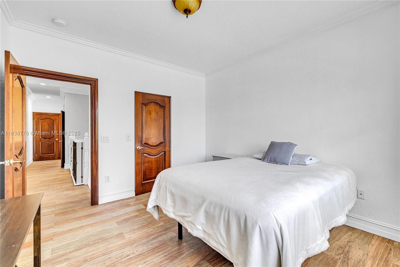 19480 Sw 39th Ct Property Photo 27