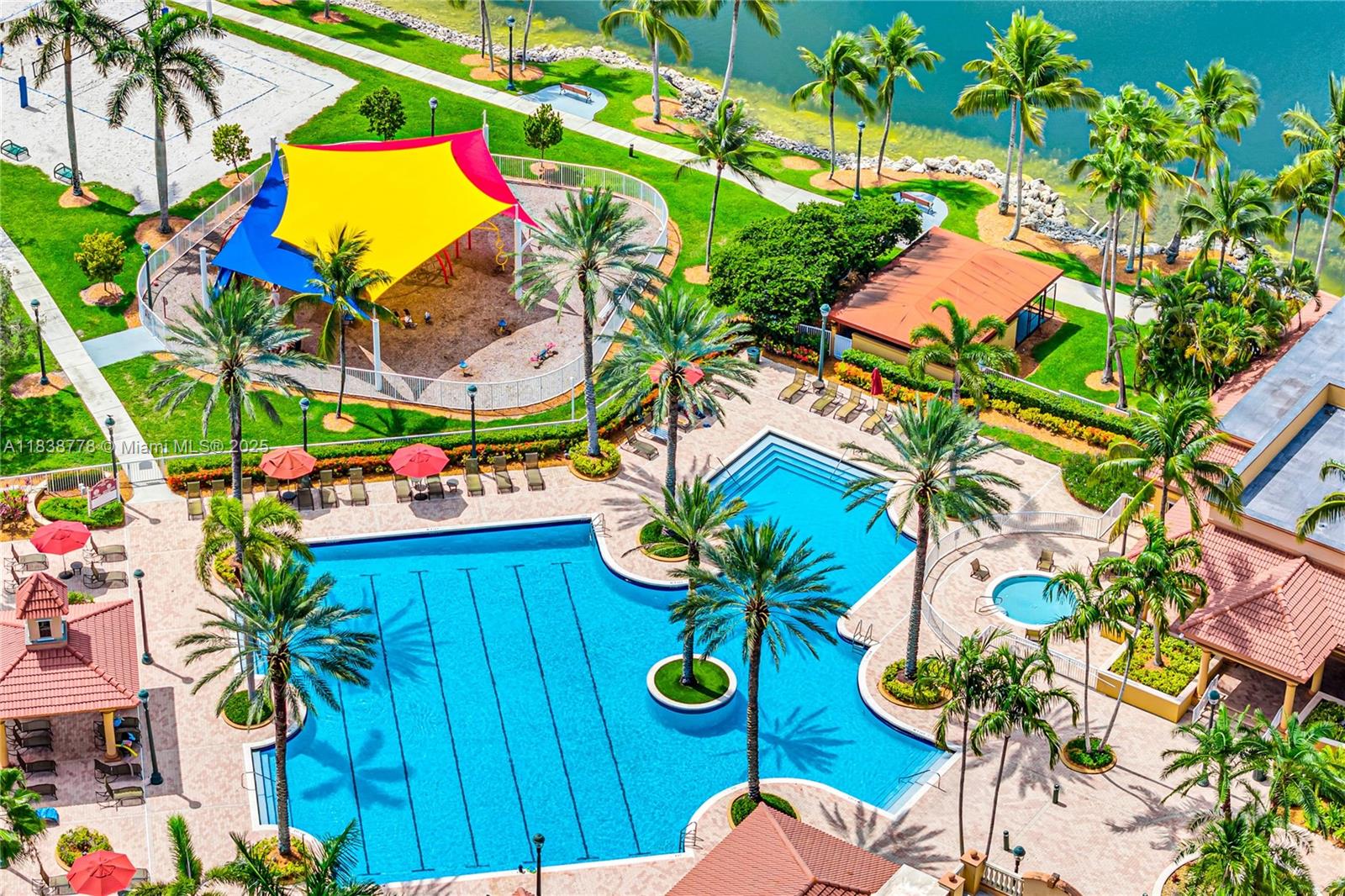 19480 Sw 39th Ct Property Photo 39