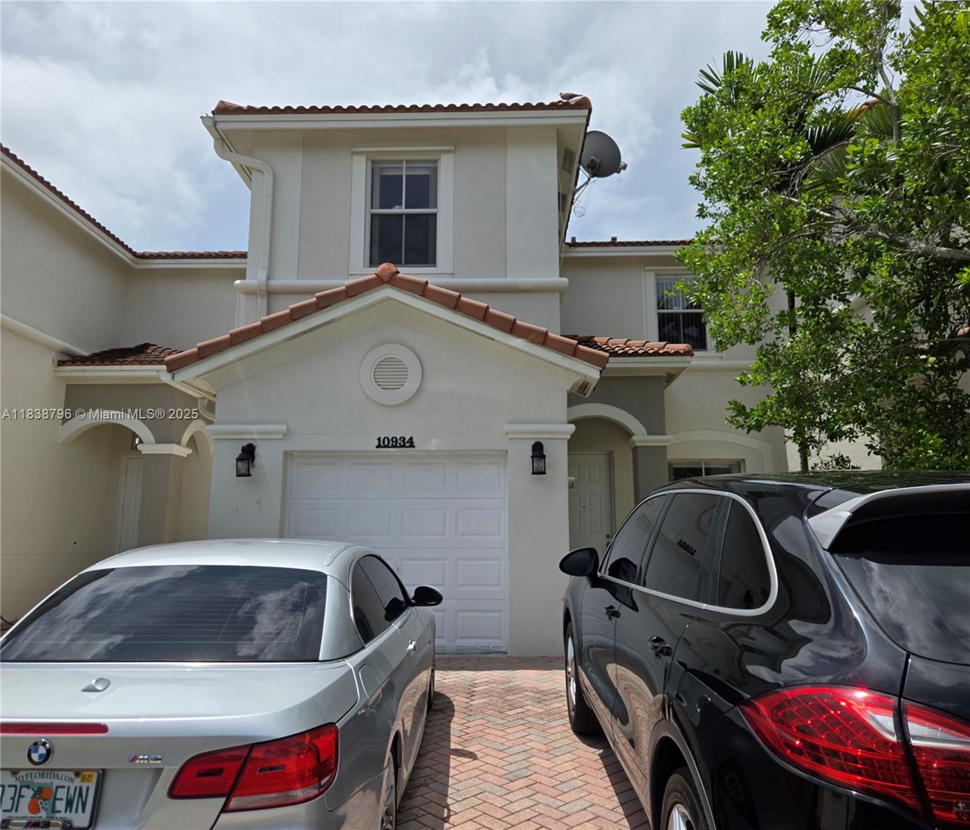 10934 Sw 247 Ter 10934 Property Photo 3