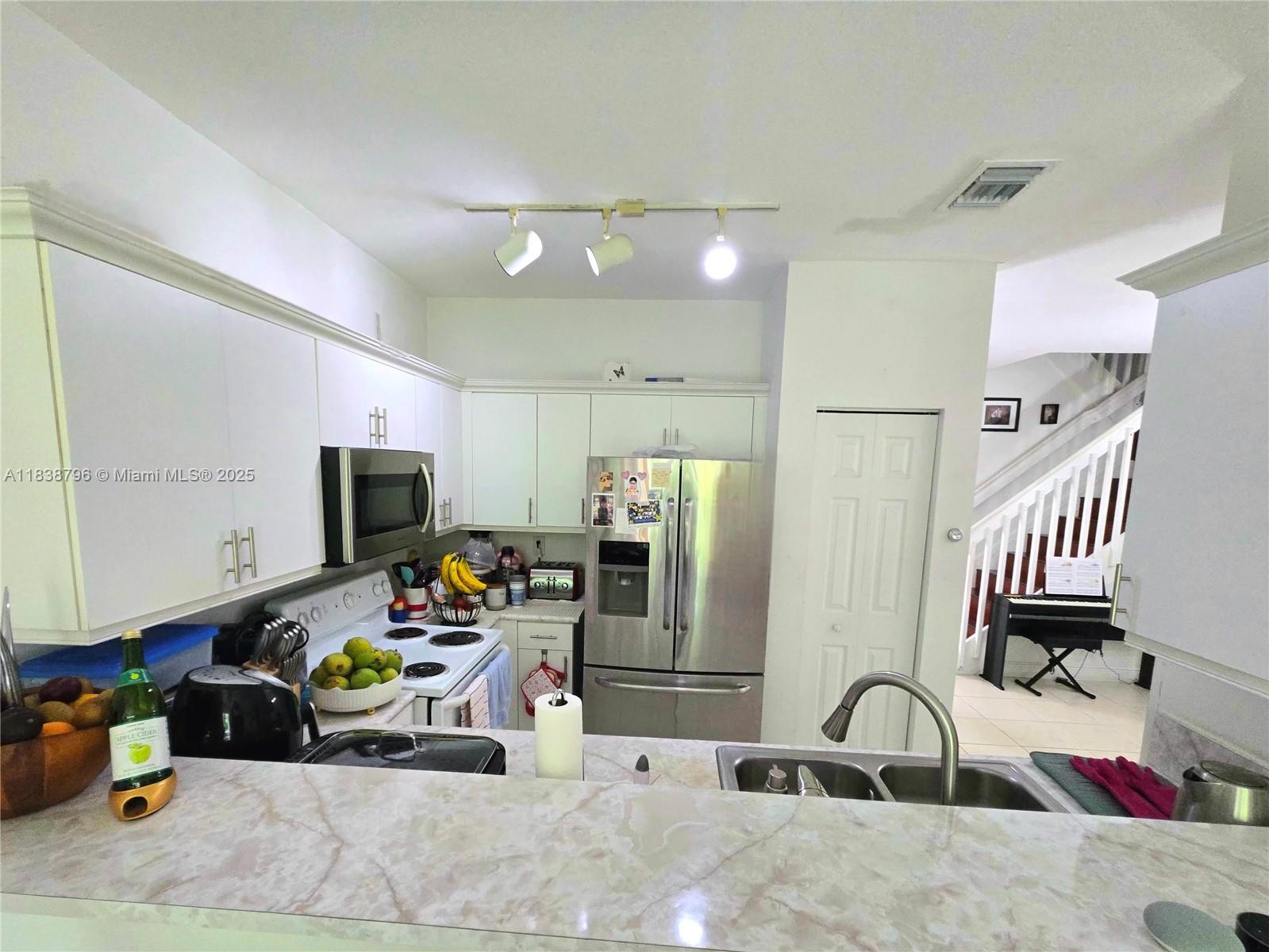 10934 Sw 247 Ter 10934 Property Photo 17