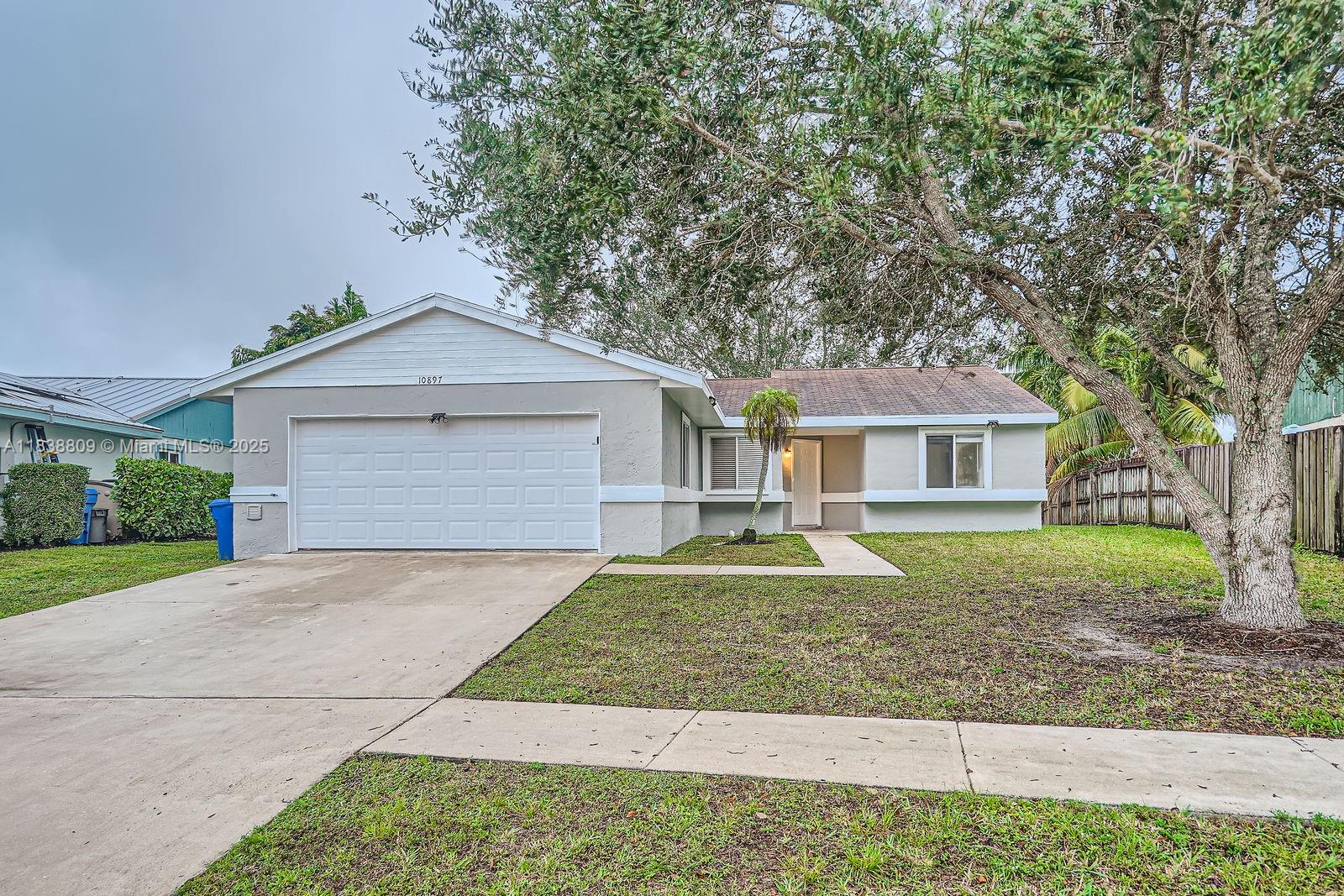 10897 Grandview Ct Property Photo 1