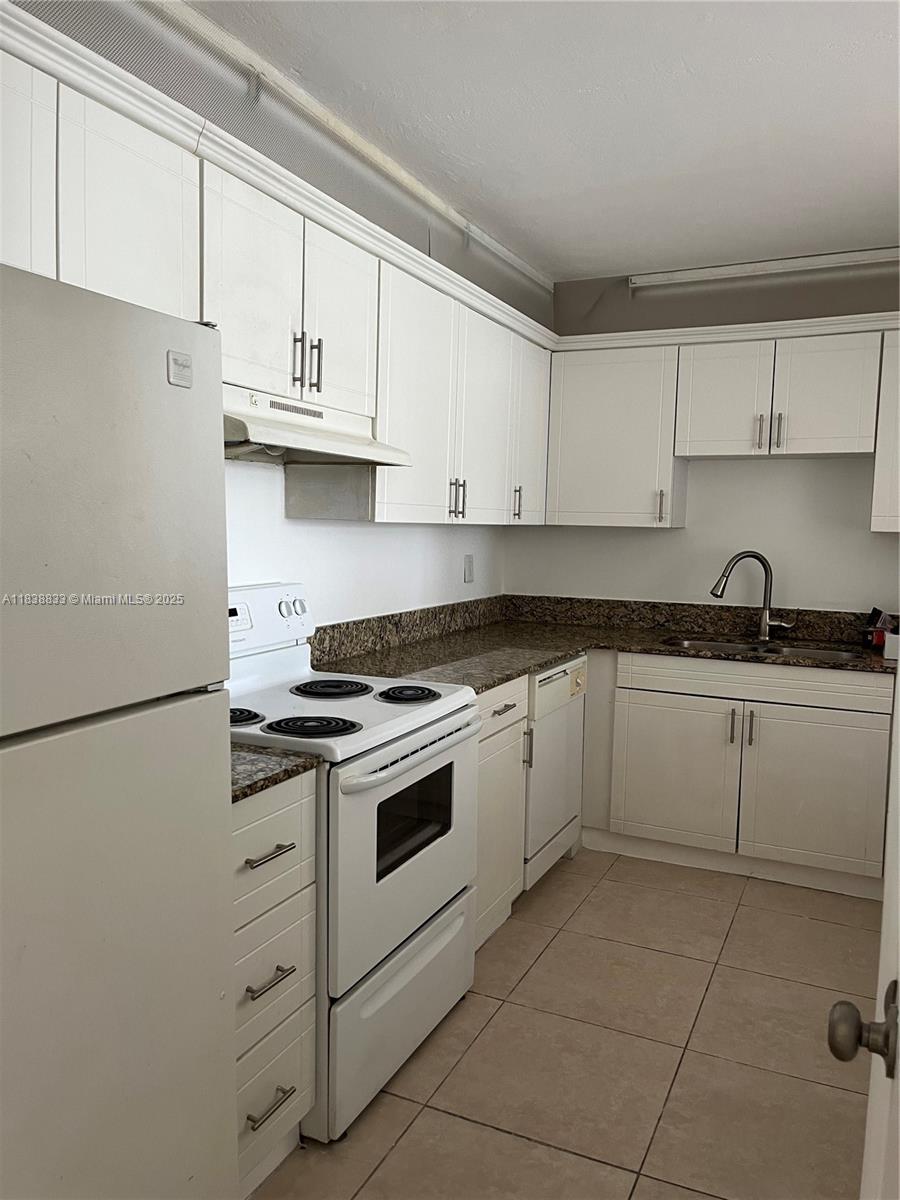 14830 Naranja Lakes Blvd A4b Property Photo 3